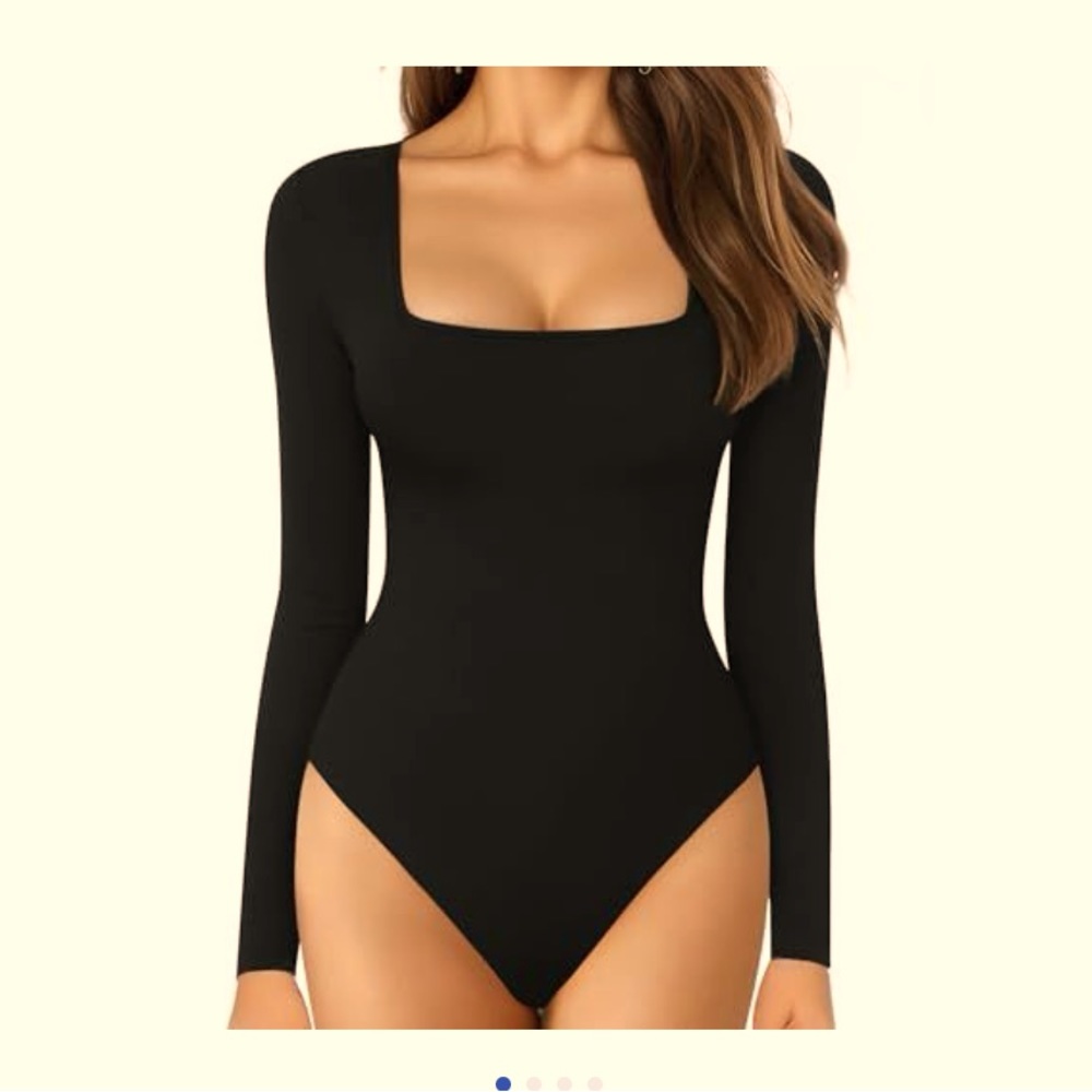 MANGOPOP Black Long Sleeve Square Neck Bodysuit